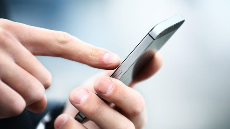 como-usar-el-telefono-en-empresas