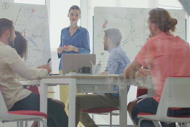 como-medir-el-retorno-real-de-invertir-en-tu-equipo